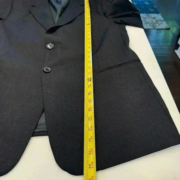 Armani collezioni men’s blazer black w/ very fine stripe 100% wool sz EU… - Picture 7 of 9